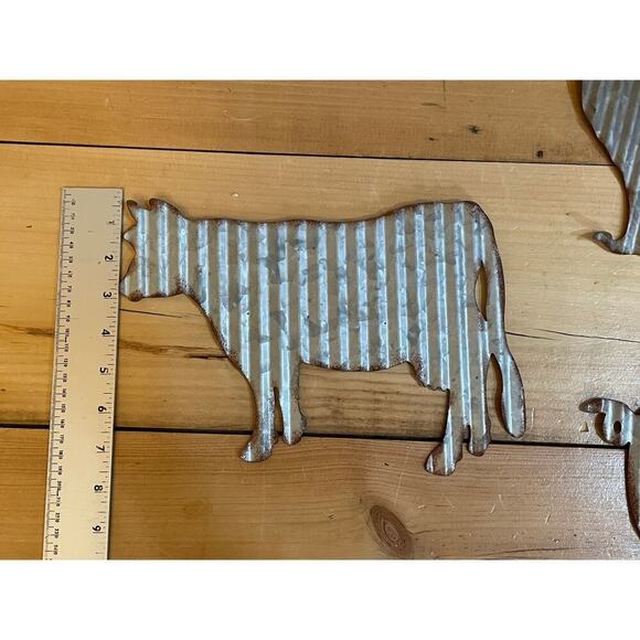 3 Farmhouse Galvanized Metal Farm Animal Cut outs wall decor. Chicken pig cow - Picture 2 of 4